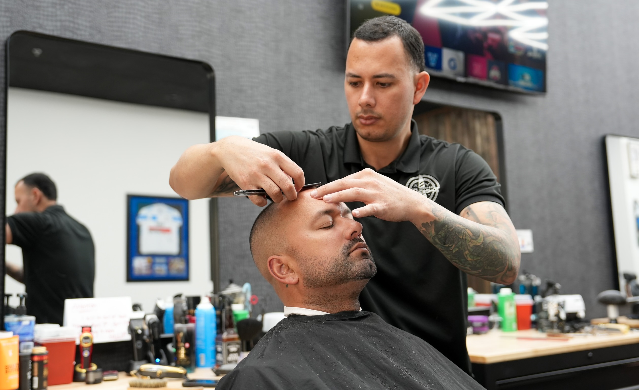 Expert barber at work